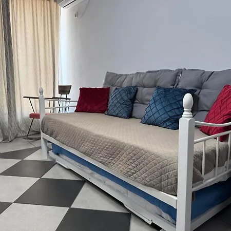 αρέθουσα Mezzanine 60 τμ *